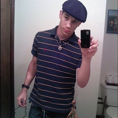 Profile Picture of Fabian Blache IV (@bombsquadboi) on Twitter