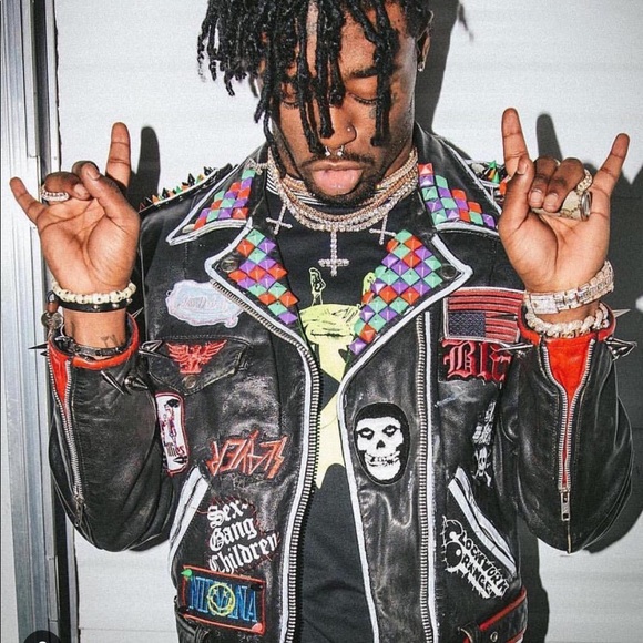 Profile Picture of Brian Simpson (@simp_24) on Poshmark