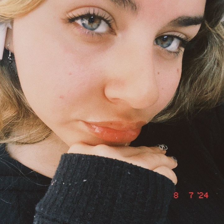 Profile Picture of pau (@paulapascaleee) on Tiktok