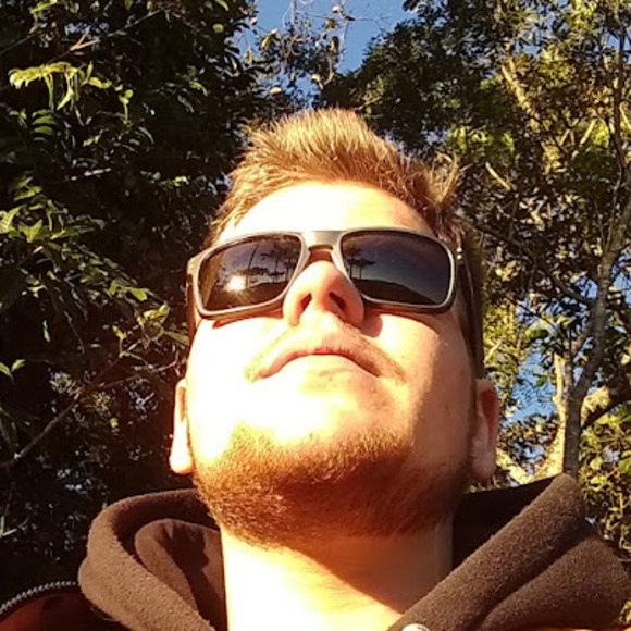 Profile Picture of Paulo Daminelle (@paulodaminelle) on Poshmark