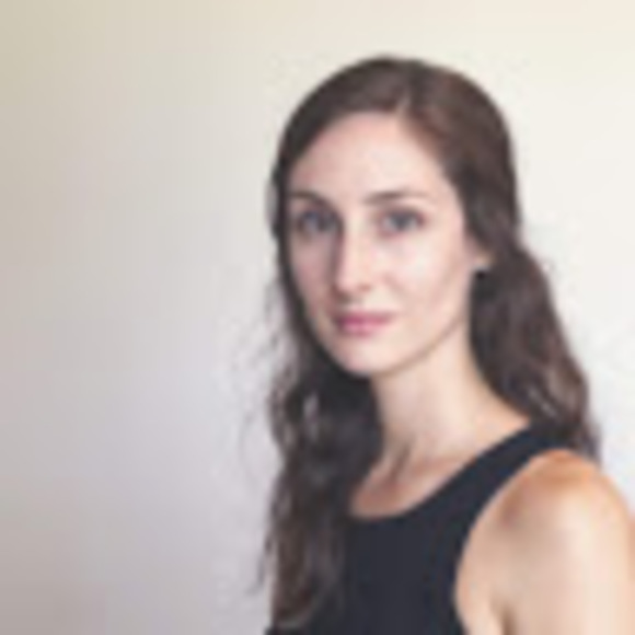 Profile Picture of Savannah Chase (@savvychase) on Poshmark