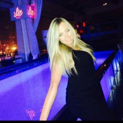 Profile Picture of Jennifer Macey (@MaceyJenni) on Twitter