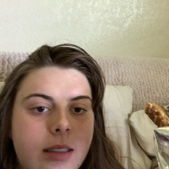 Profile Picture of Madison Vandell (@madisovandell02) on Poshmark