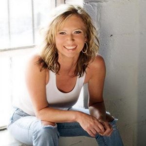Profile Picture of Shellee Morris (@shelleemorris) on Myspace