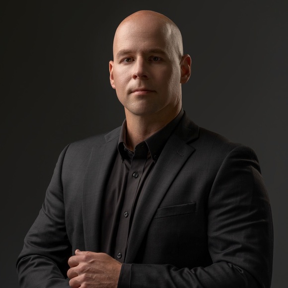 Profile Picture of Erick Carleton (@scottcarleton) on Poshmark