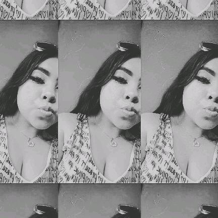 Profile Picture of cassandraguitron (@cassandraguitron) on Tiktok