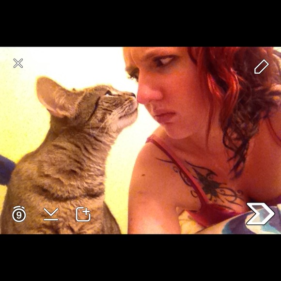 Profile Picture of Charlee Kaler (@charlee_kay) on Poshmark