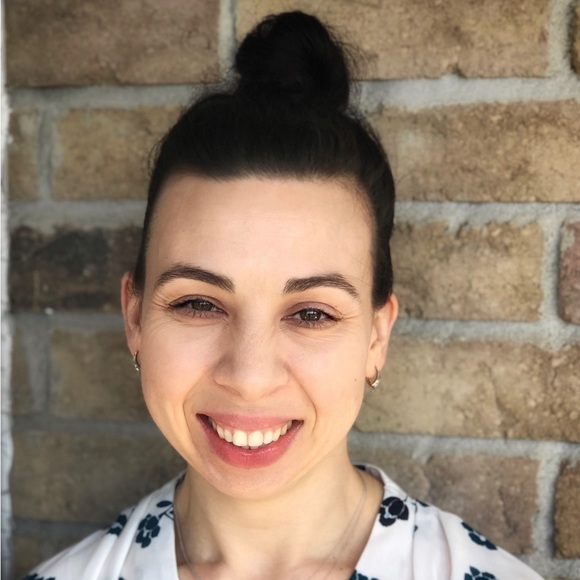 Profile Picture of Ekaterina Belleville (@ekatkost) on Poshmark