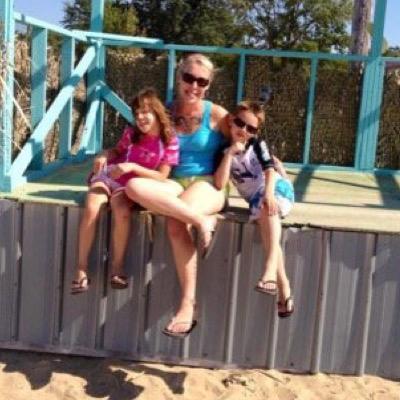 Profile Picture of Stephanie Hendricks (@@shendricks25) on Twitter