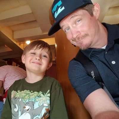 Profile Picture of Matthew O'Reilly  🏳️‍🌈 (@orealleyOReilly) on Twitter