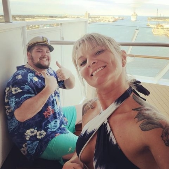 Profile Picture of Rowan Rusher fairfax (@rowanrusher) on Poshmark