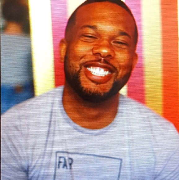 Profile Picture of Chris Dunlap (@thegentsden) on Poshmark
