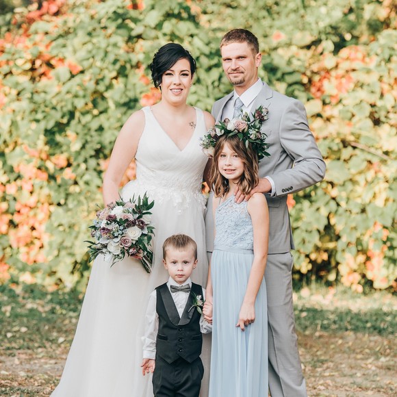 Profile Picture of Danielle Whiting (@daniellewhit948) on Poshmark