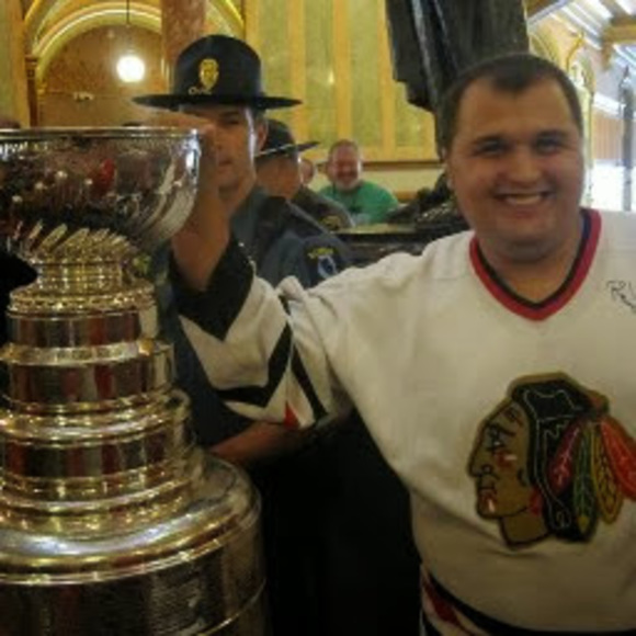 Profile Picture of Richard Baskall (@rbask3) on Poshmark