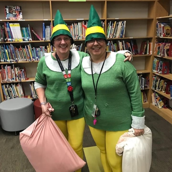 Profile Picture of Leanne Holland (@beaufortgmom) on Poshmark