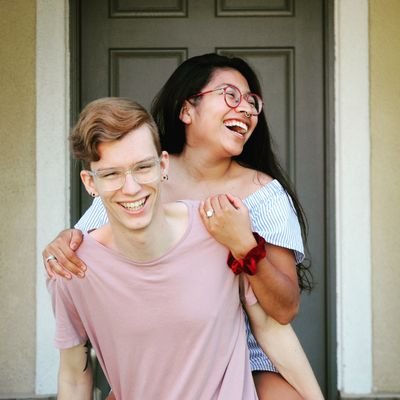 Profile Picture of Nicholas/frenchie/hermes (@apersonof3names) on Twitter