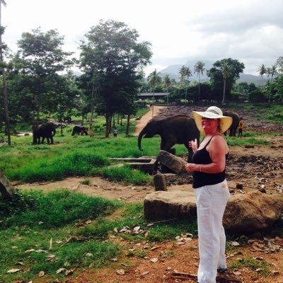 Profile Picture of Catherine Chalmers (@Chalm3Catherine) on Twitter
