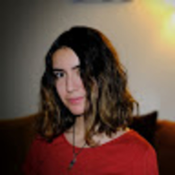 Profile Picture of Lucero Gonzalez (@lucerogonzal782) on Poshmark