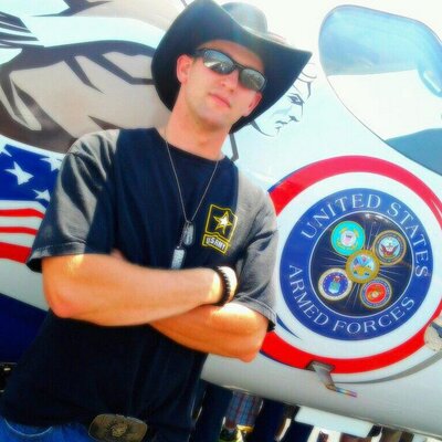 Profile Picture of Robert Herrick Jr (@RobertTheCowboy) on Twitter