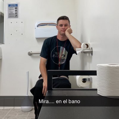 Profile Picture of  🆖 (@nick_grace_) on Twitter