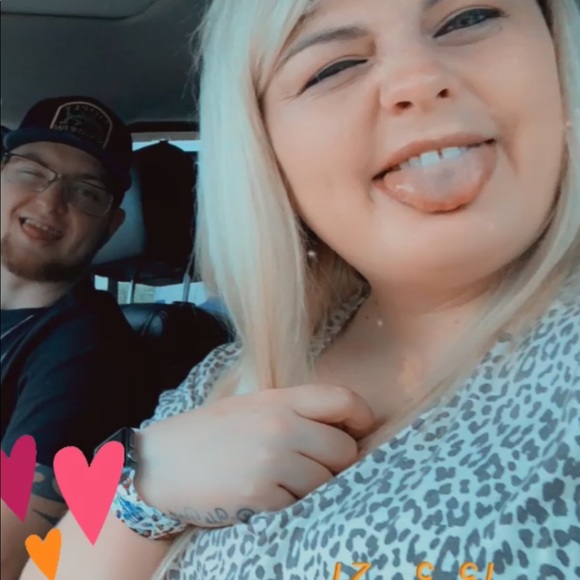 Profile Picture of Megan Shackelford (@meganshack94) on Poshmark