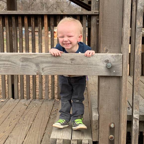 Profile Picture of Angela Wonacott (@awonacott) on Poshmark