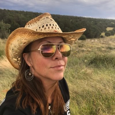 Profile Picture of Danielle Rich (@Birthguardians) on Twitter