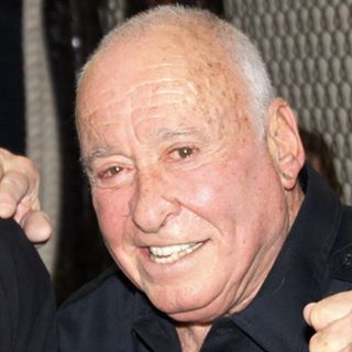 Profile Picture of Philip Weinstein (@philip.weinstein.50767) on Facebook