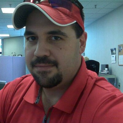 Profile Picture of Chris Damore (@HevDog77) on Twitter