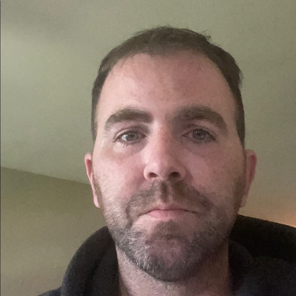 Robert Fleischmann - Poshmark Profile Picture of Robert Fleischmann (@bubsyboy1) on Poshmark