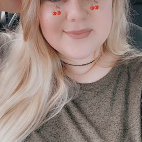 Profile Picture of Michaela Diehl (@walkingtravesty94) on Pinterest