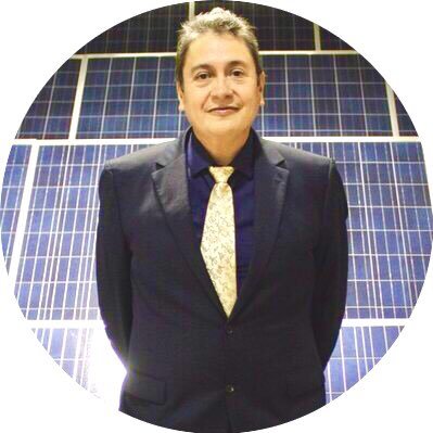 Profile Picture of Luis A. González Quijano (@elhombreyelsol) on Twitter