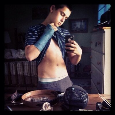 Profile Picture of Joey Rucio (@Jeremy43moyer) on Twitter