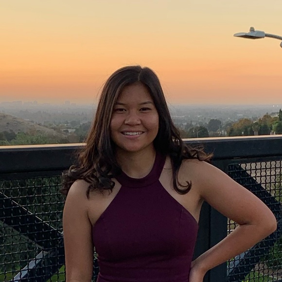 Profile Picture of Sofia Braren (@s_kathleen17) on Poshmark