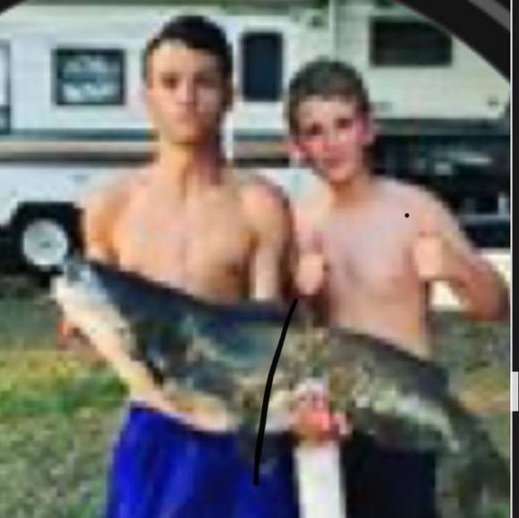 Profile Picture of Gunner Rickenbacker (@gunner_r) on Poshmark