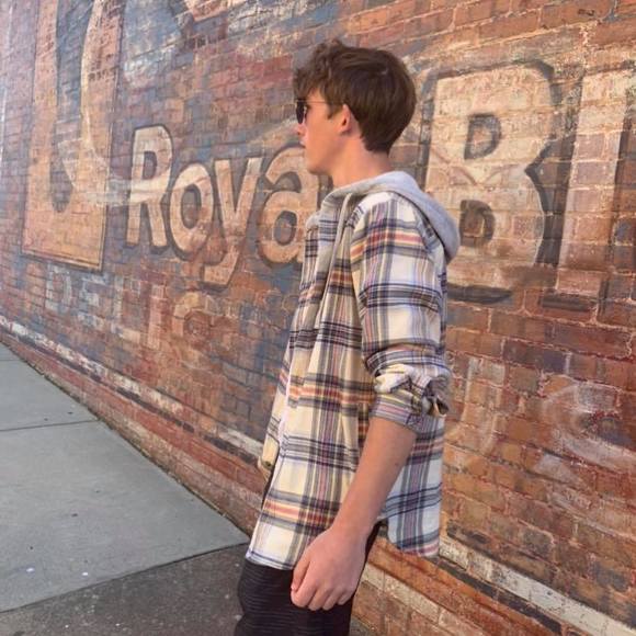 Profile Picture of Colby Renken (@renkencd321) on Poshmark