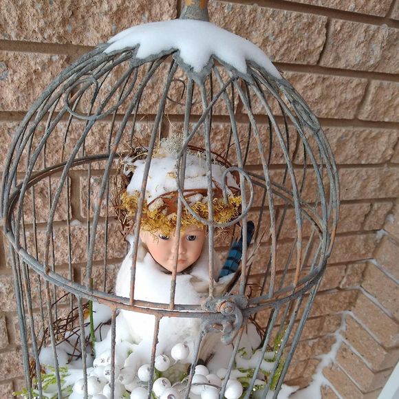 Profile Picture of Barbara Falardeau (@minimalist66) on Poshmark