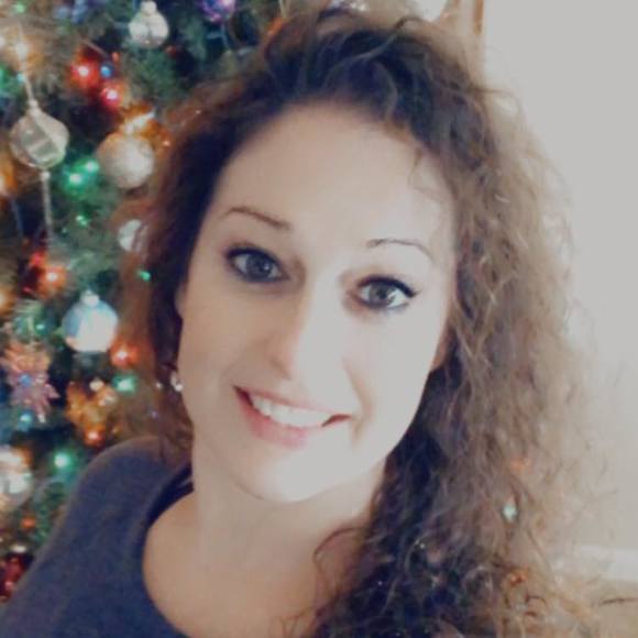 Profile Picture of Charmi Charmi (@charmicharmi) on Poshmark