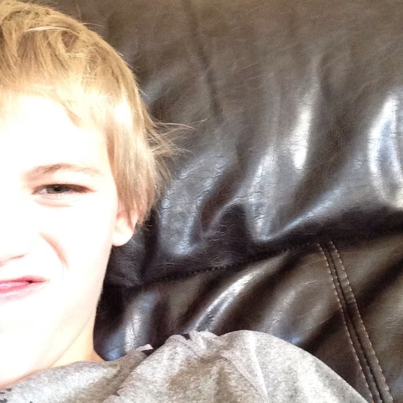 Profile Picture of Cole Gilsdorf (@coledman1) on Poshmark