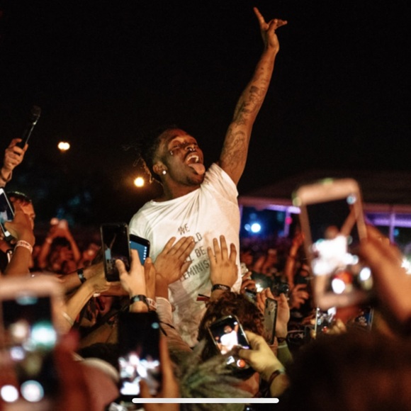 Profile Picture of Brendon Snyder (@brendonsyder08) on Poshmark