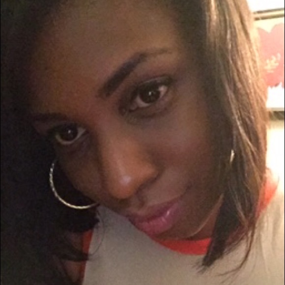 Profile Picture of Patricia Dorestant (@_pat_d_) on Poshmark