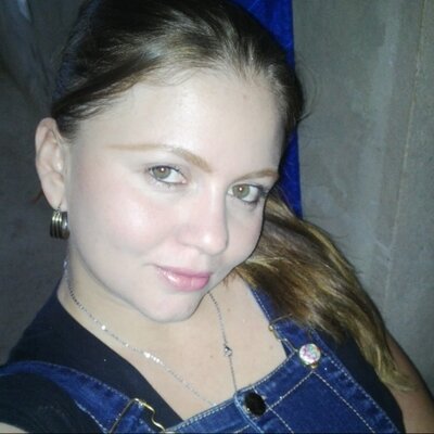 Profile Picture of Yuly Lorena Pastrana (@7_lorena_7) on Twitter