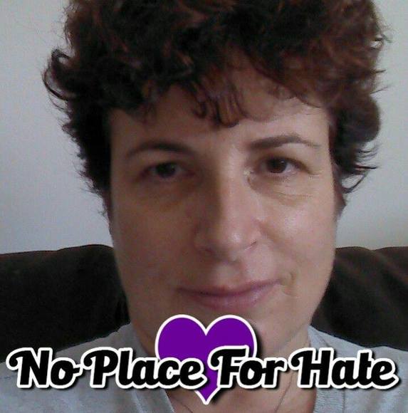 Profile Picture of Kim Mcdonald (@runningwolf) on Poshmark