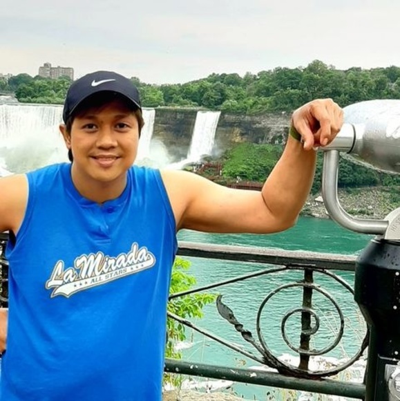 Profile Picture of Paul Collado (@paul_collado) on Poshmark