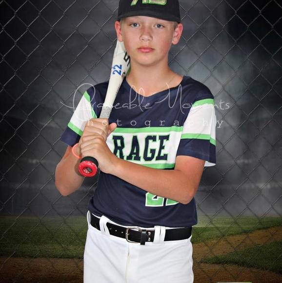 Profile Picture of Brady Irons (@bradyannirons) on Poshmark