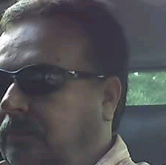 Profile Picture of Mike Branch (@mike835) on Poshmark