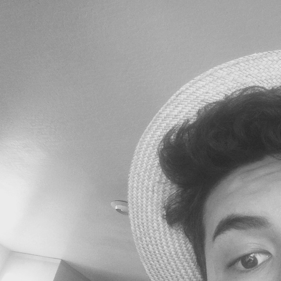 Profile Picture of Mario Gamino (@mariiio) on Poshmark