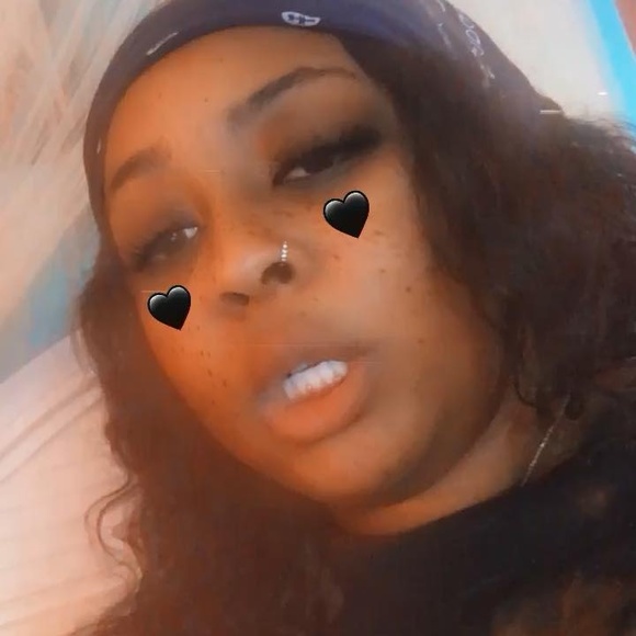 Profile Picture of Keleise Pãige (@kelly269) on Poshmark