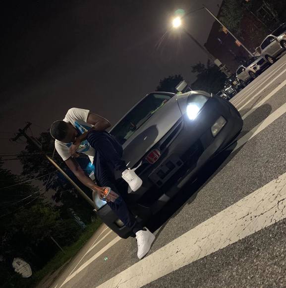 Profile Picture of Luke Grant (@najveli) on Poshmark