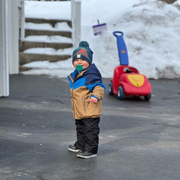 Profile Picture of Nicole Cagiano (@nikki3900) on Poshmark